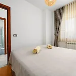 1 Bedroom Ferienhaus *