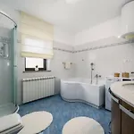 1 Bedroom Ferienhaus *