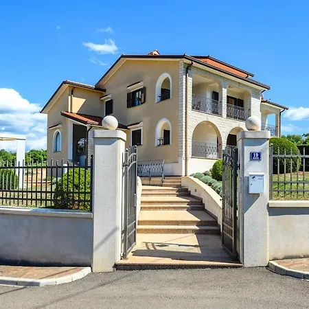 1 Bedroom Ferenci